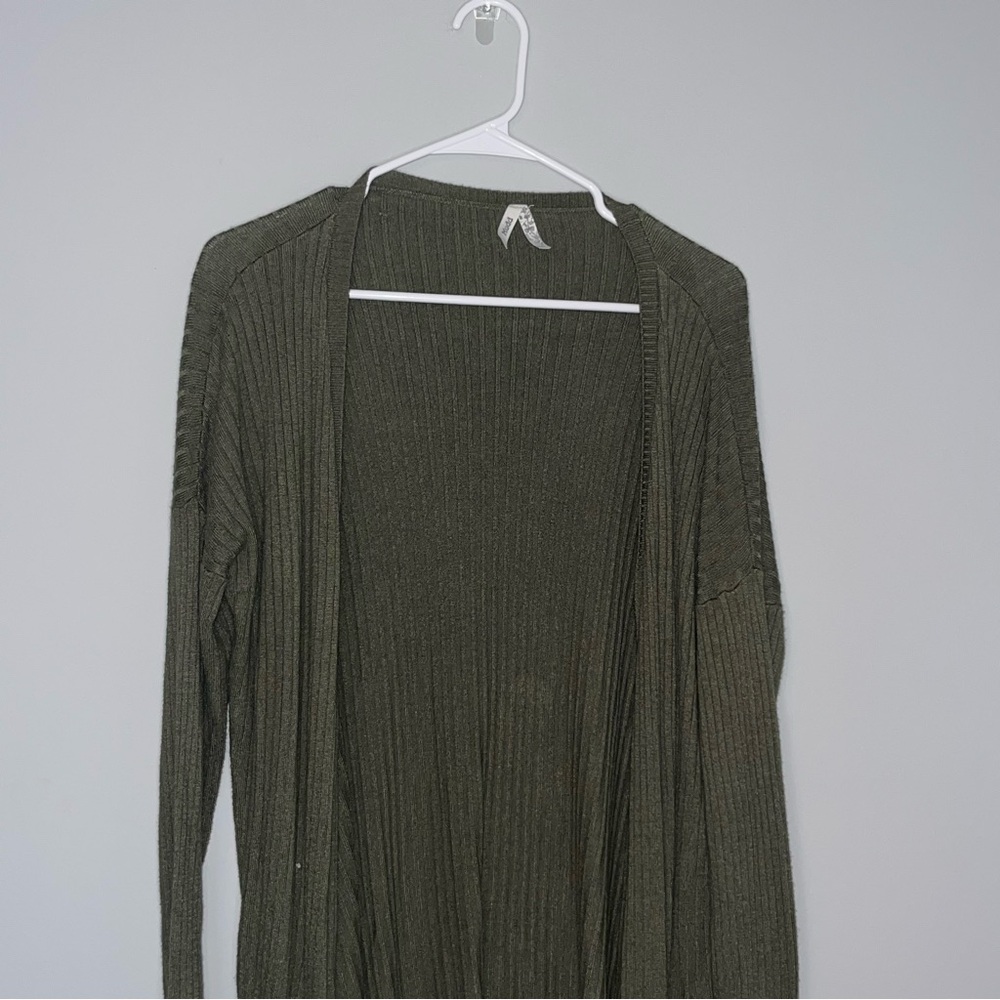 Mudd Olive Ribbed Knit Top Large - Picture 2 of 4